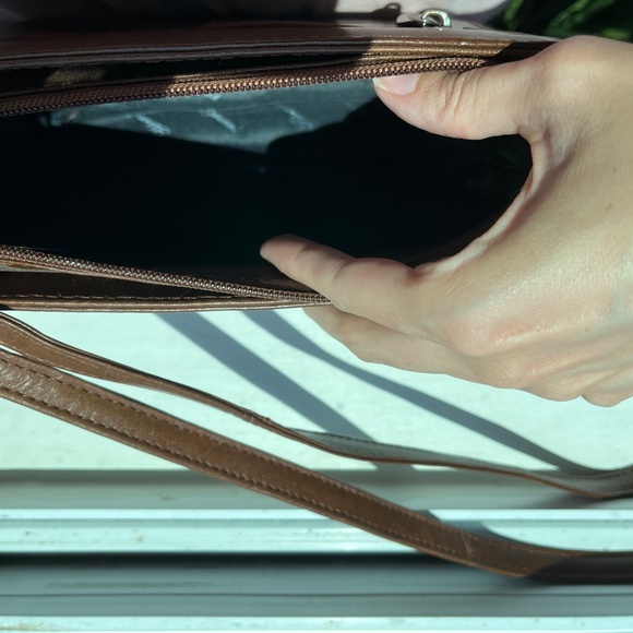 NWOT Ashwood Leather Crossbody Purse - Picture 4 of 5